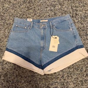 Levi’s a line on your marks denim mom shorts 34